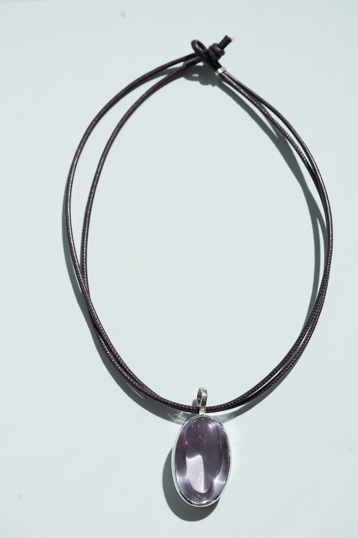 Oval Buff Top Rose de France amethyst necklace in silver