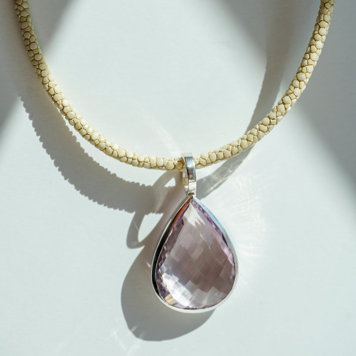 Pear Shape Checkerboard Rose de France amethyst silver necklace