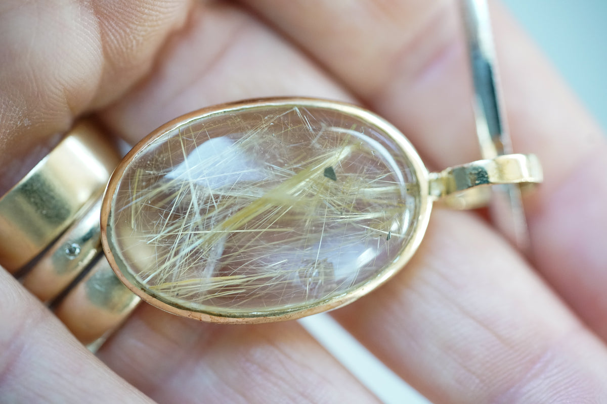 Golden Rutilated Quartz cabochon necklace in gold